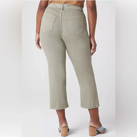 Lane Bryant Signature Fit Straight Crop Jean - Picture 4 of 8